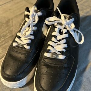 Nike Air Force 1 Low Black/White US 9.5